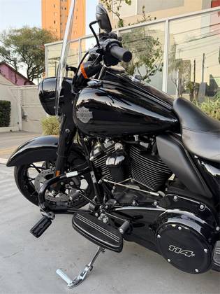 HARLEY-DAVIDSON ROAD KING SPECIAL HARLEY-DAVIDSON ROAD KING SPECIAL